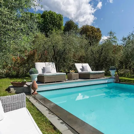 In Tuscany With Panoramic Vineyard Views * ルッカ