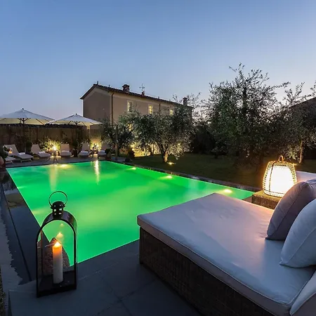 In Tuscany With Panoramic Vineyard Views